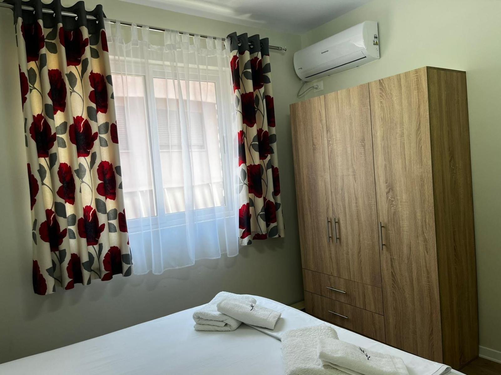 Charming Comfort Apartment Tirana Exterior photo