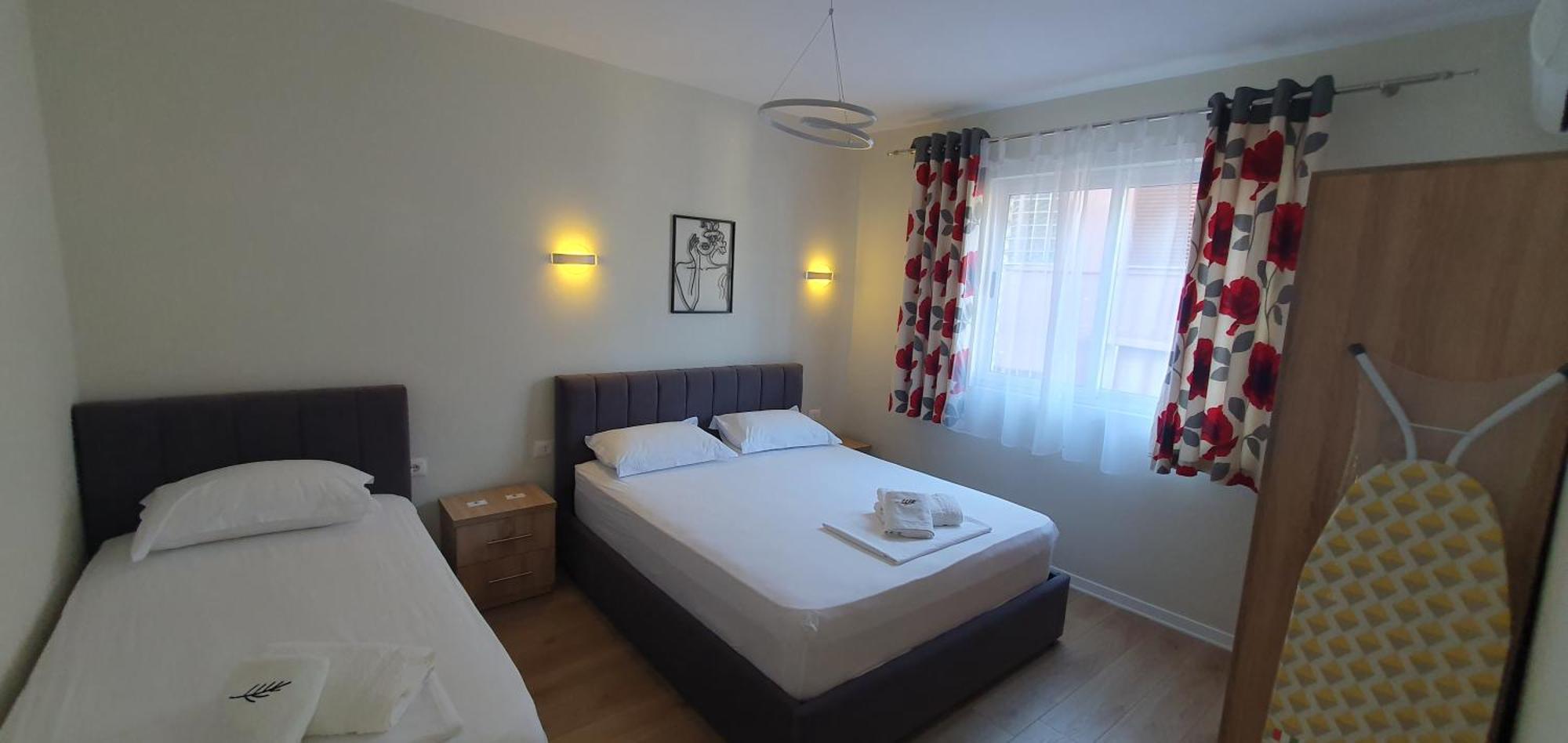 Charming Comfort Apartment Tirana Room photo